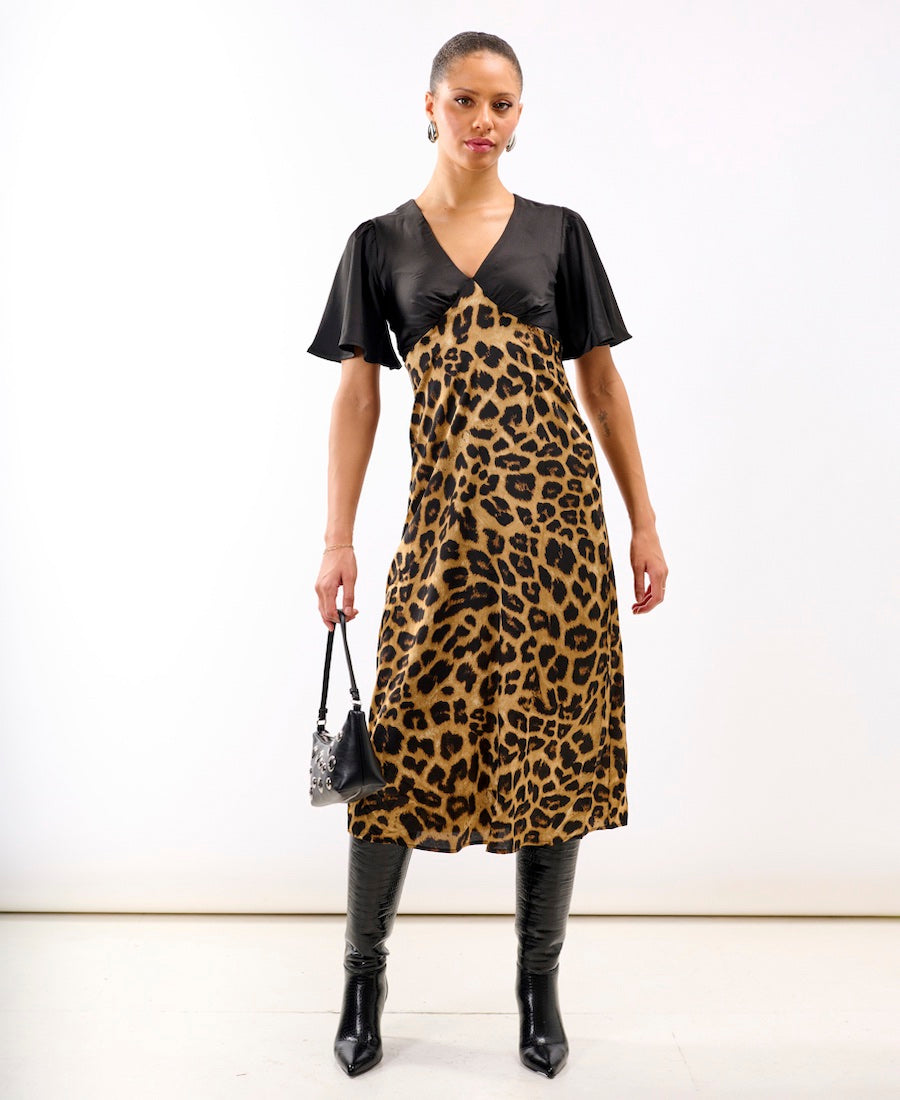 Commercial Kitchen Needs - Leopard Printed Satin Midi Dress |