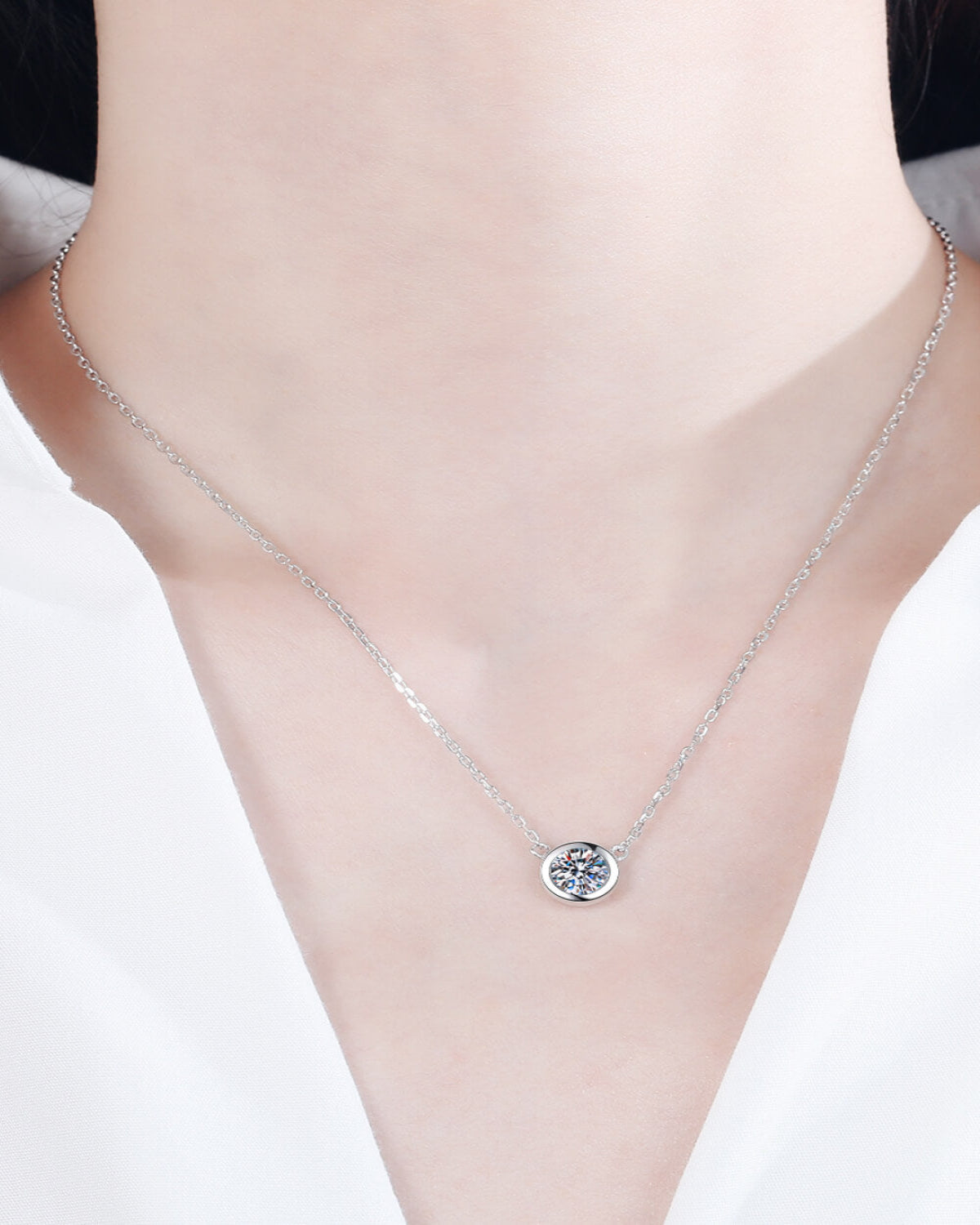 Commercial Kitchen North York - 1 Carat Diamond Round Pendant Necklace