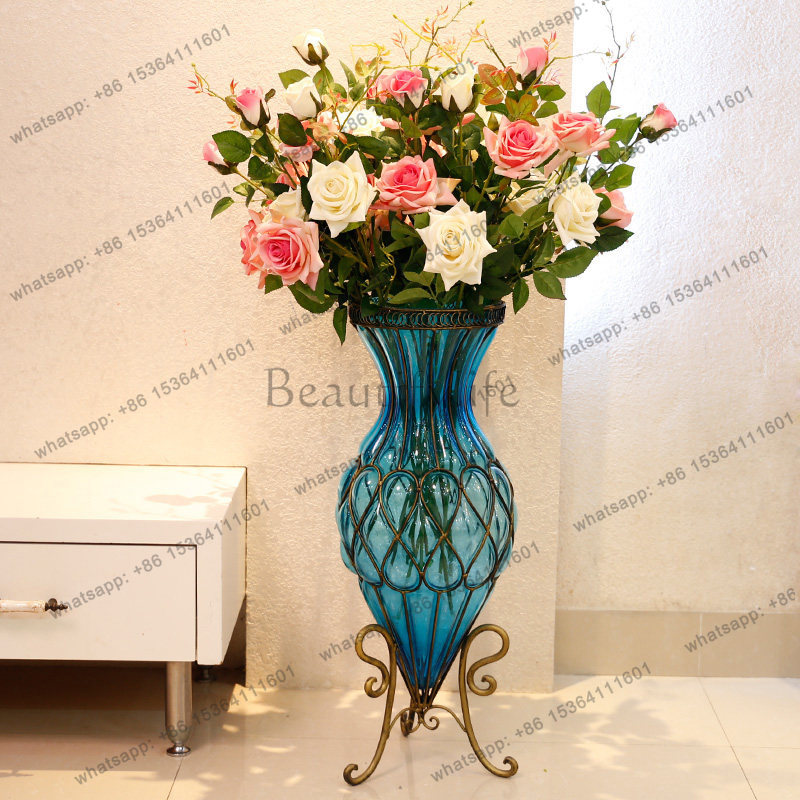 Commercial Kitchen In Home - European creative floor-to-ceiling transparent glass flower